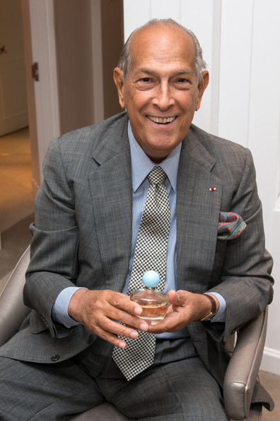 Oscar+de+la+Renta+Something+Blue+Launches+z8vbBq8rPbEl